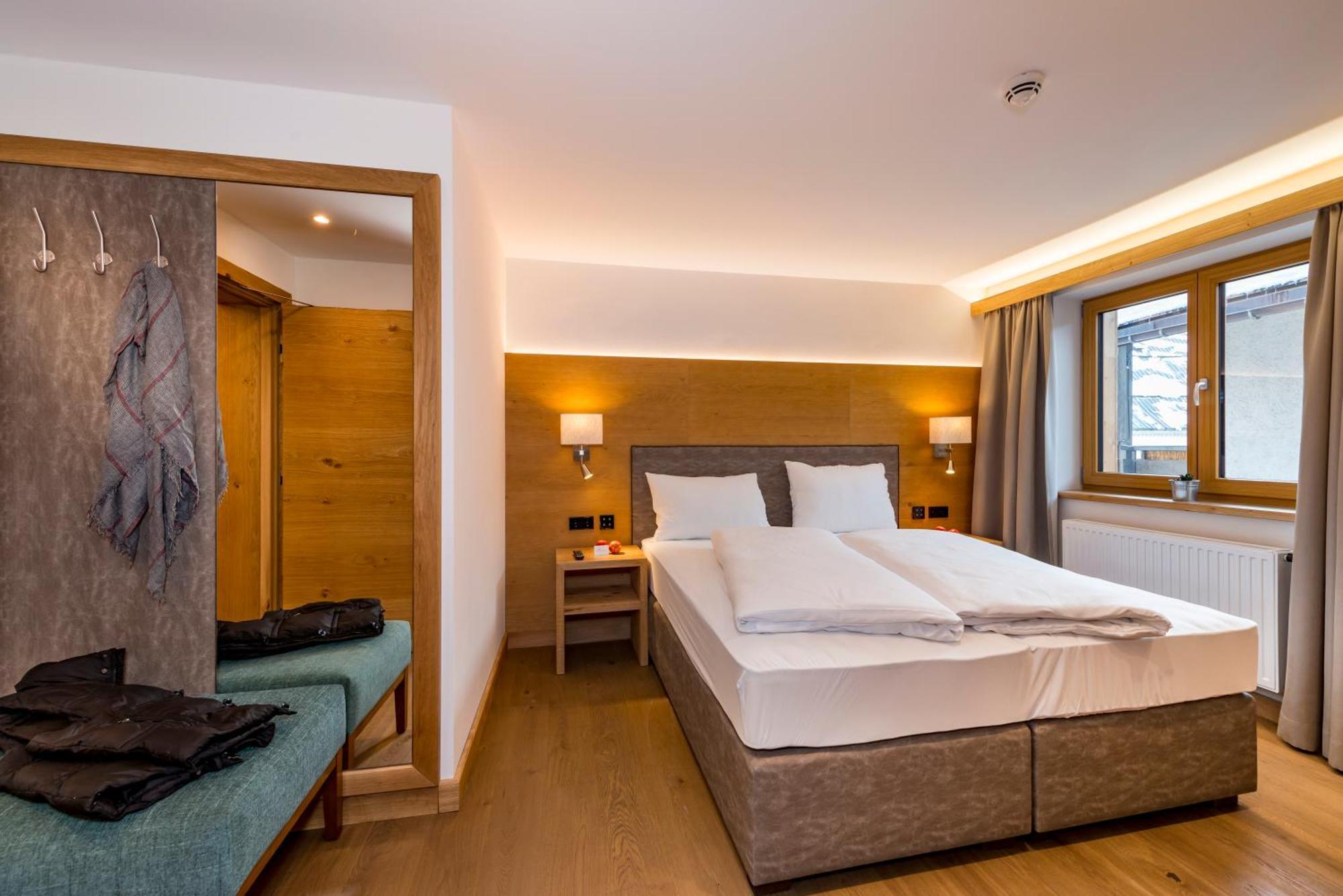 Tiroler Weinstube Apart otel Seefeld in Tirol Dış mekan fotoğraf